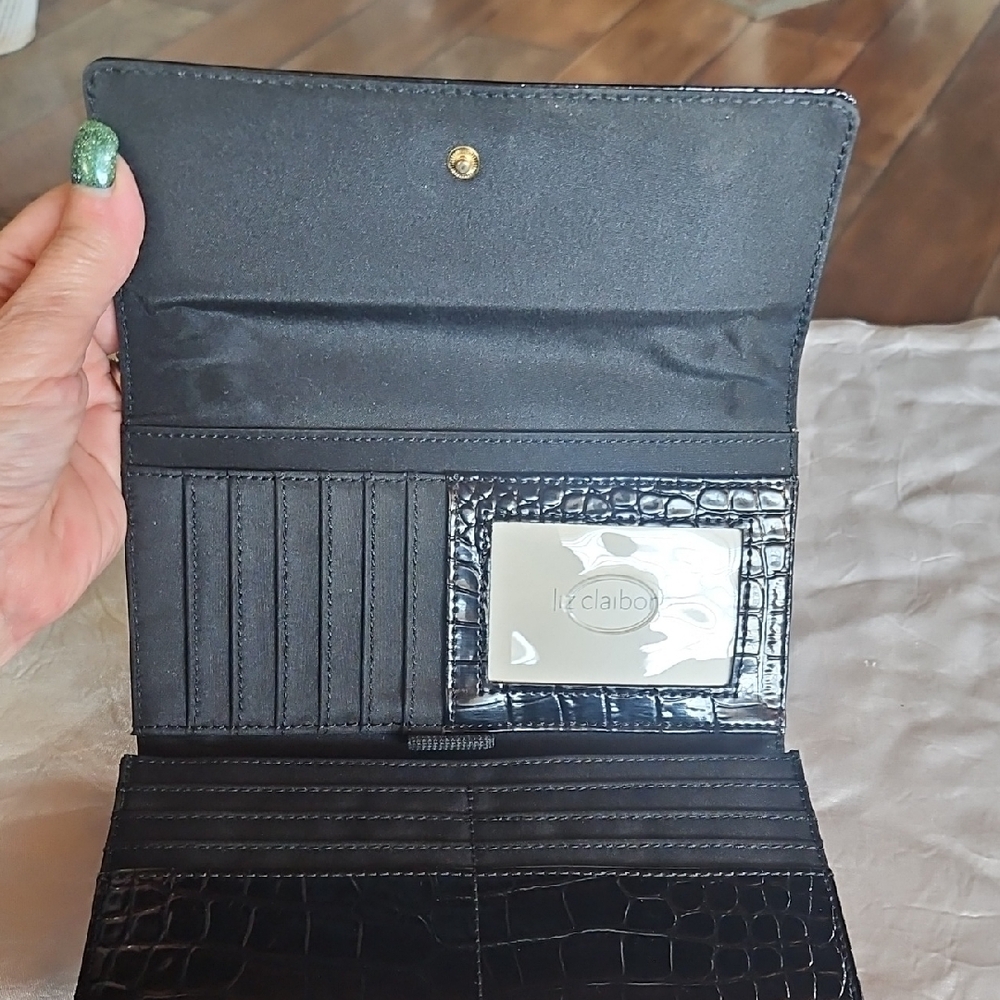 Liz Claiborne Black Croc-Embossed Wallet - Picture 5 of 6